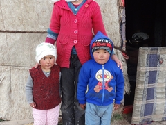 Familie in Sary Tash - Kyrgistan